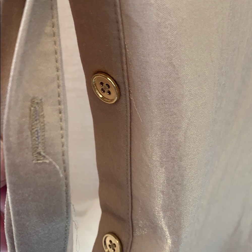 NWT Chico’s Gold Top - Picture 4 of 10